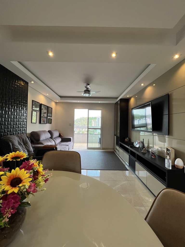 Apartamento em Praia Grande, no bairro Canto do Forte