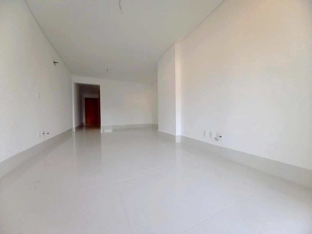 Apartamento em Praia Grande, no bairro Canto do Forte