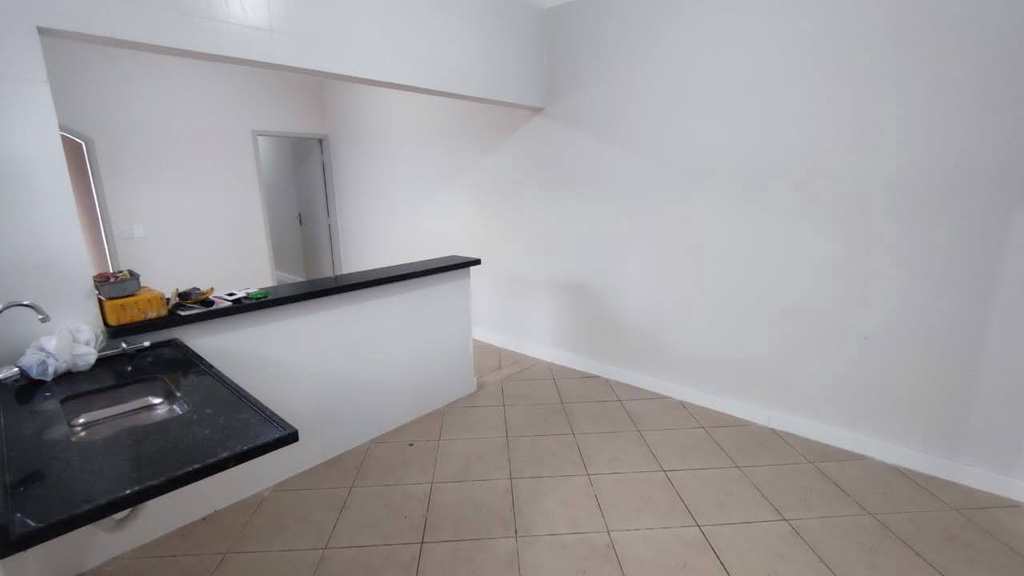 Casa em Praia Grande, no bairro Guilhermina