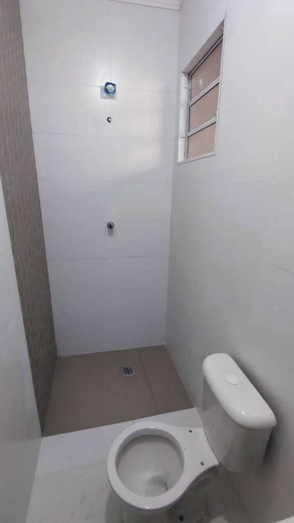 Casa em Praia Grande, no bairro Guilhermina