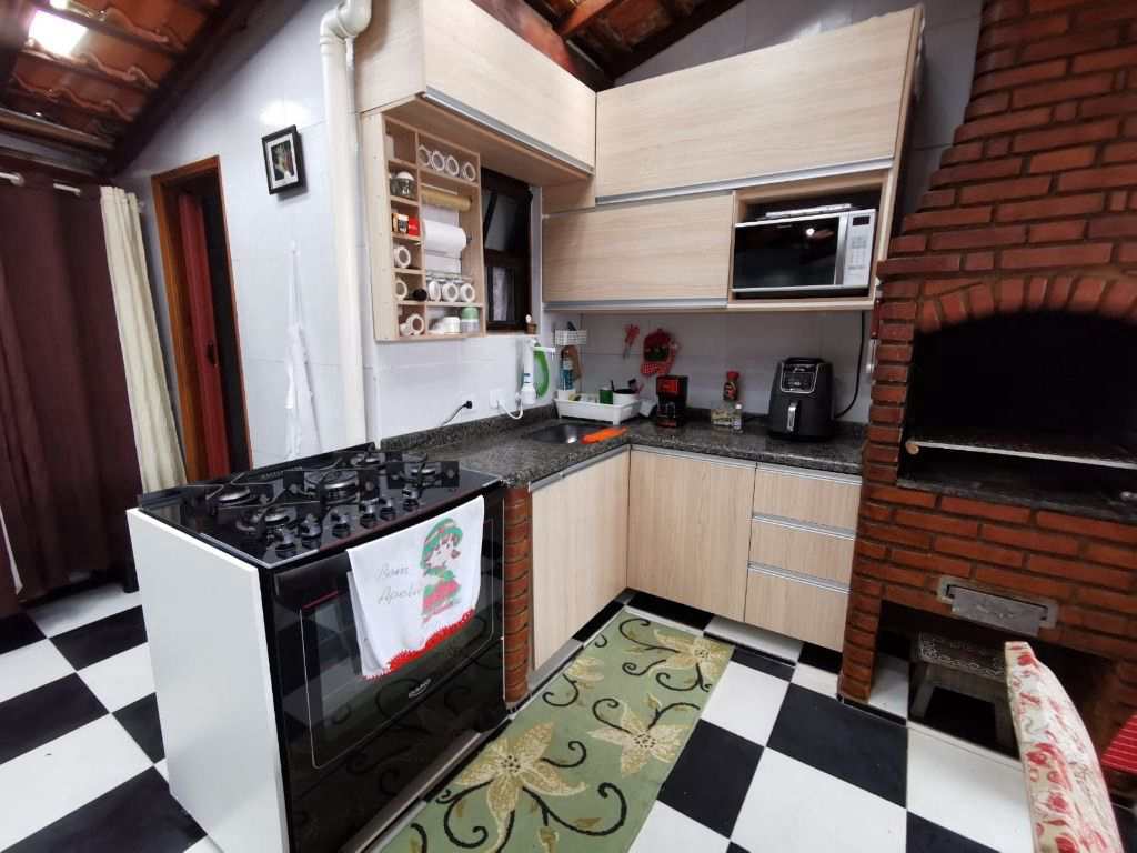 Casa em Praia Grande, no bairro Real