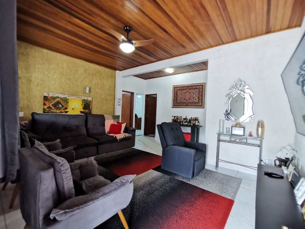 Casa em Praia Grande, no bairro Real