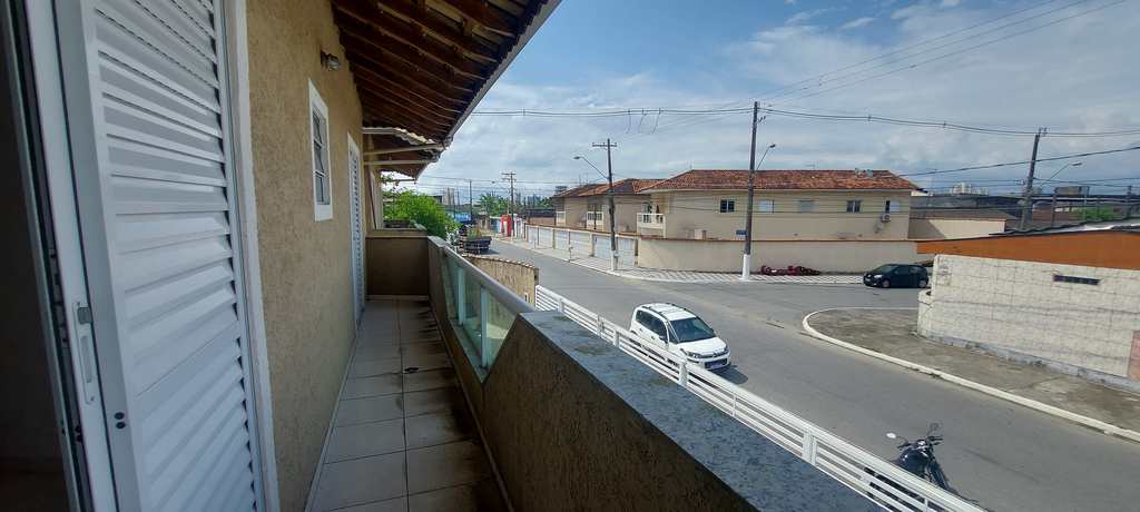 Sobrado em Praia Grande, no bairro Esmeralda