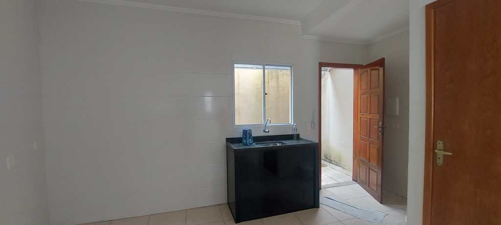 Sobrado em Praia Grande, no bairro Esmeralda