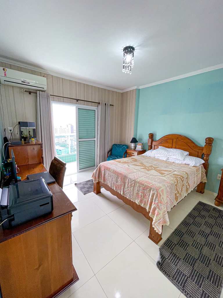 Apartamento em Praia Grande, no bairro Canto do Forte