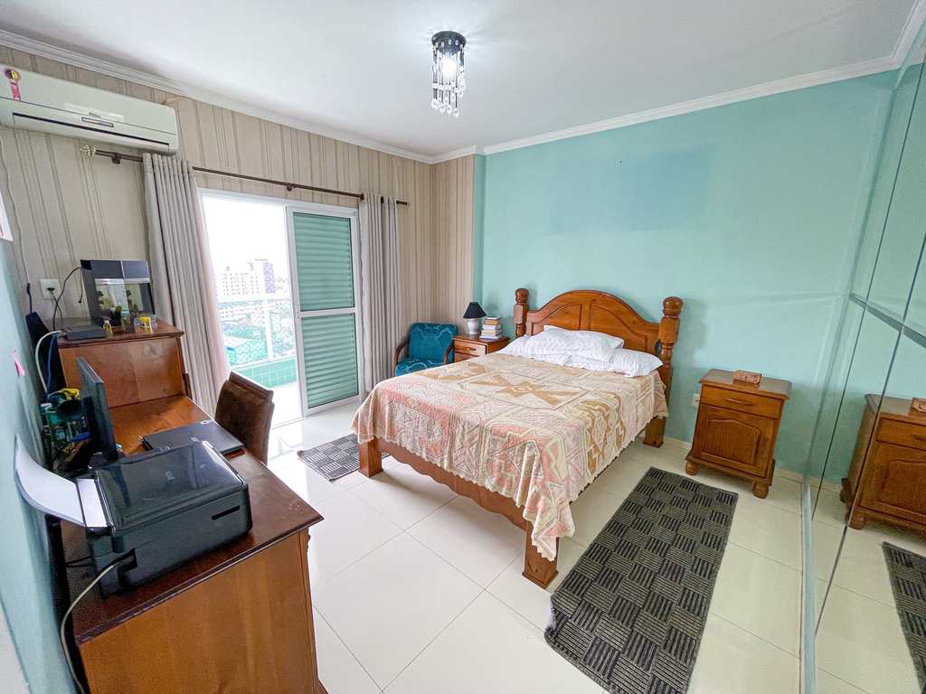 Apartamento em Praia Grande, no bairro Canto do Forte