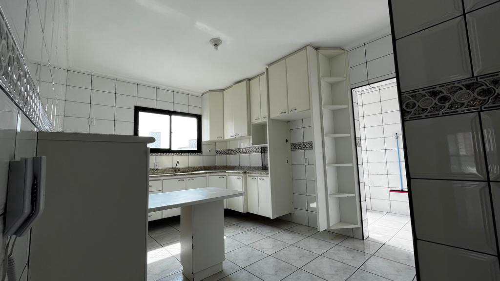 Apartamento em Praia Grande, no bairro Boqueirão