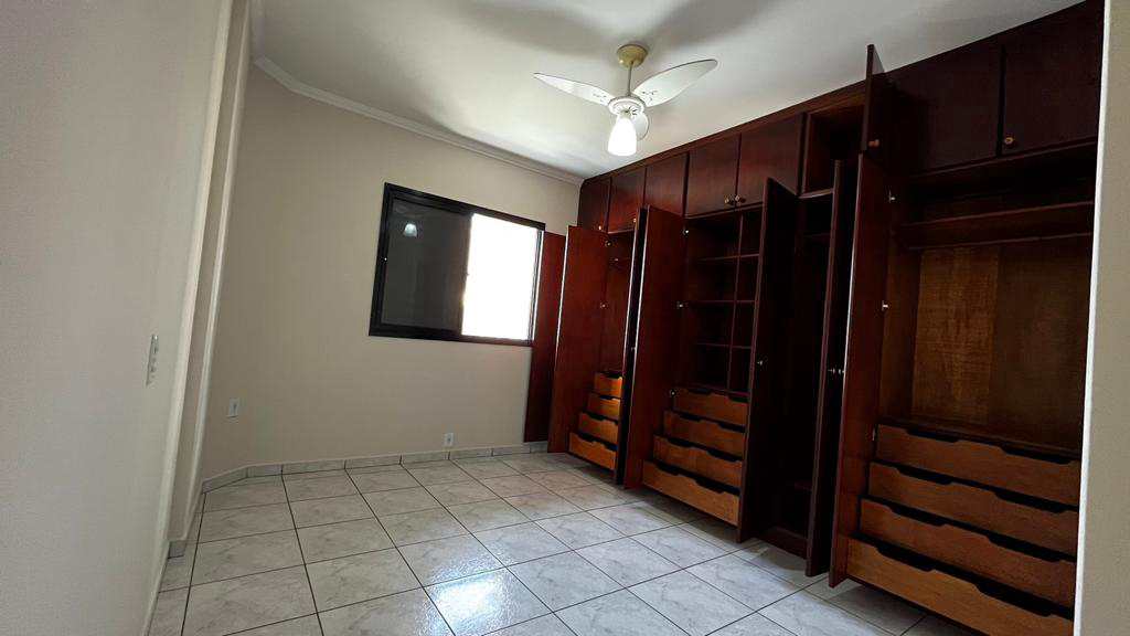Apartamento em Praia Grande, no bairro Boqueirão