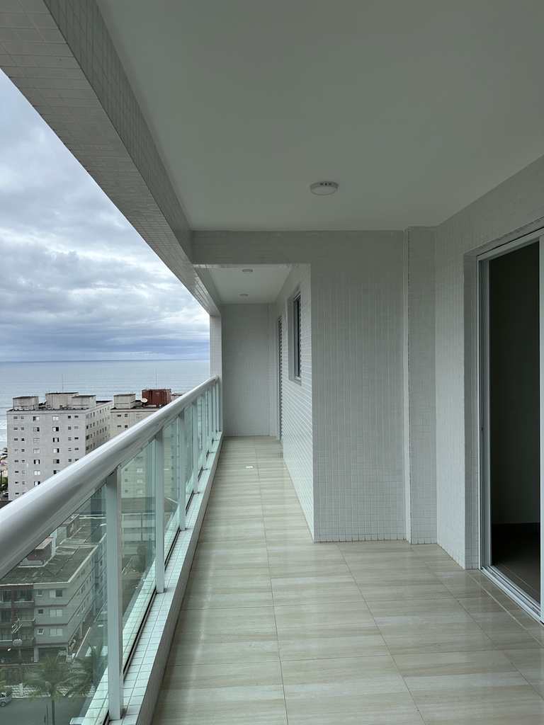Apartamento em Praia Grande, no bairro Caiçara