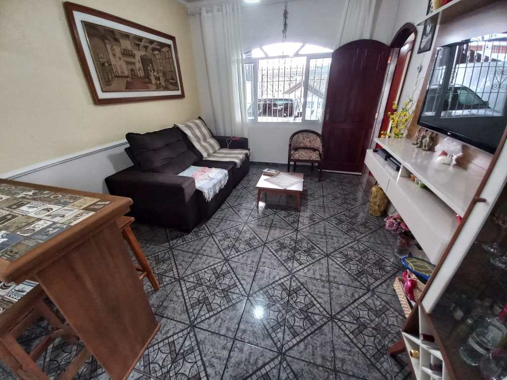 Casa em Praia Grande, no bairro Caiçara
