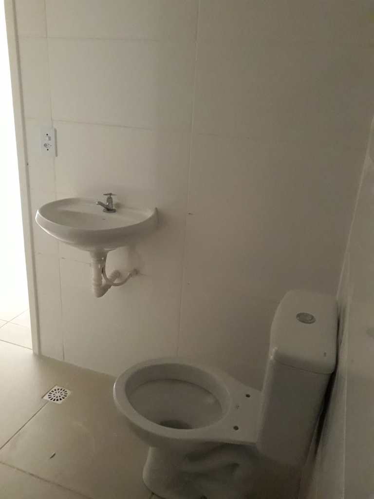 Casa de Condomínio em Praia Grande, no bairro Jardim Melvi