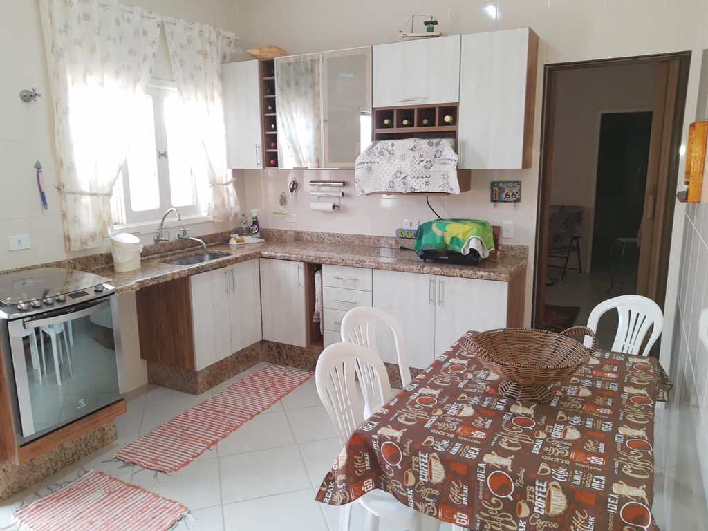 Casa em Praia Grande, no bairro Jardim Imperador