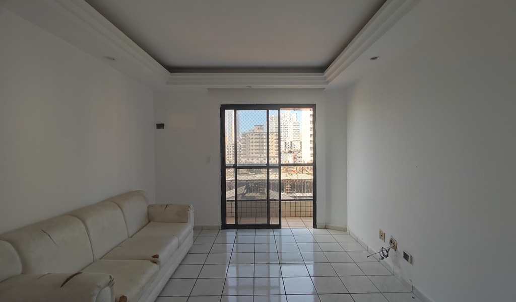 Apartamento em Praia Grande, bairro Guilhermina