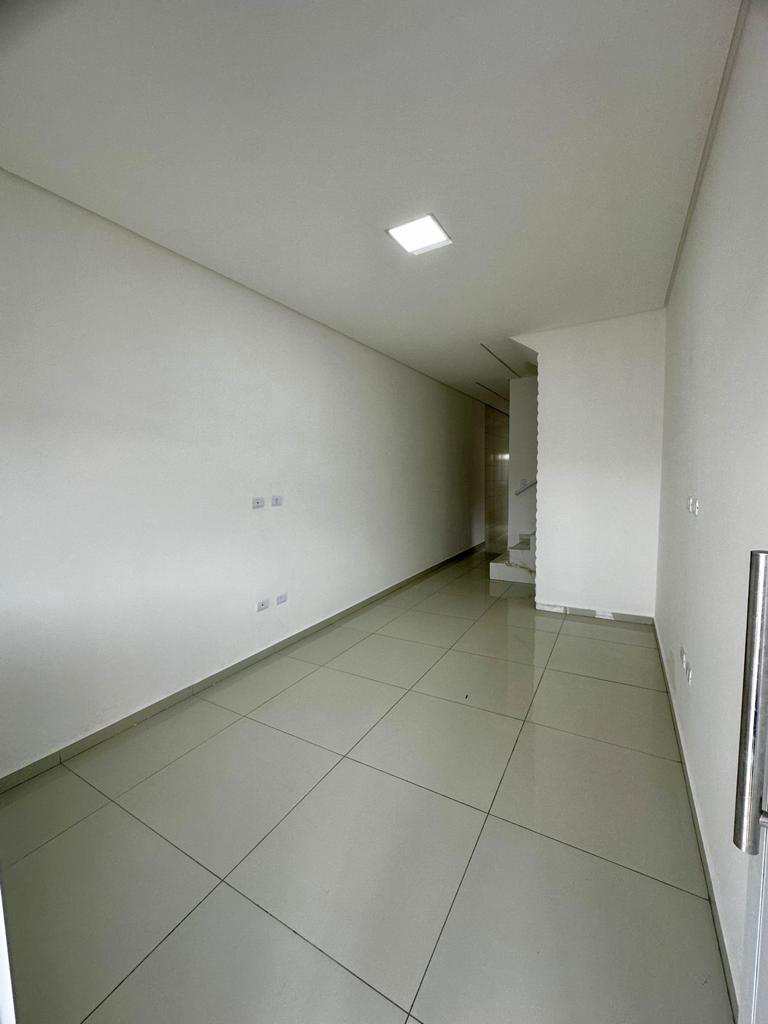 Casa de Condomínio em Praia Grande, no bairro Tupi