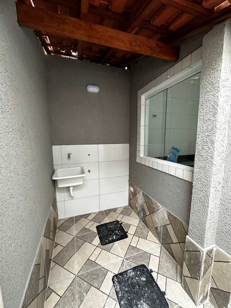 Casa de Condomínio em Praia Grande, no bairro Tupi