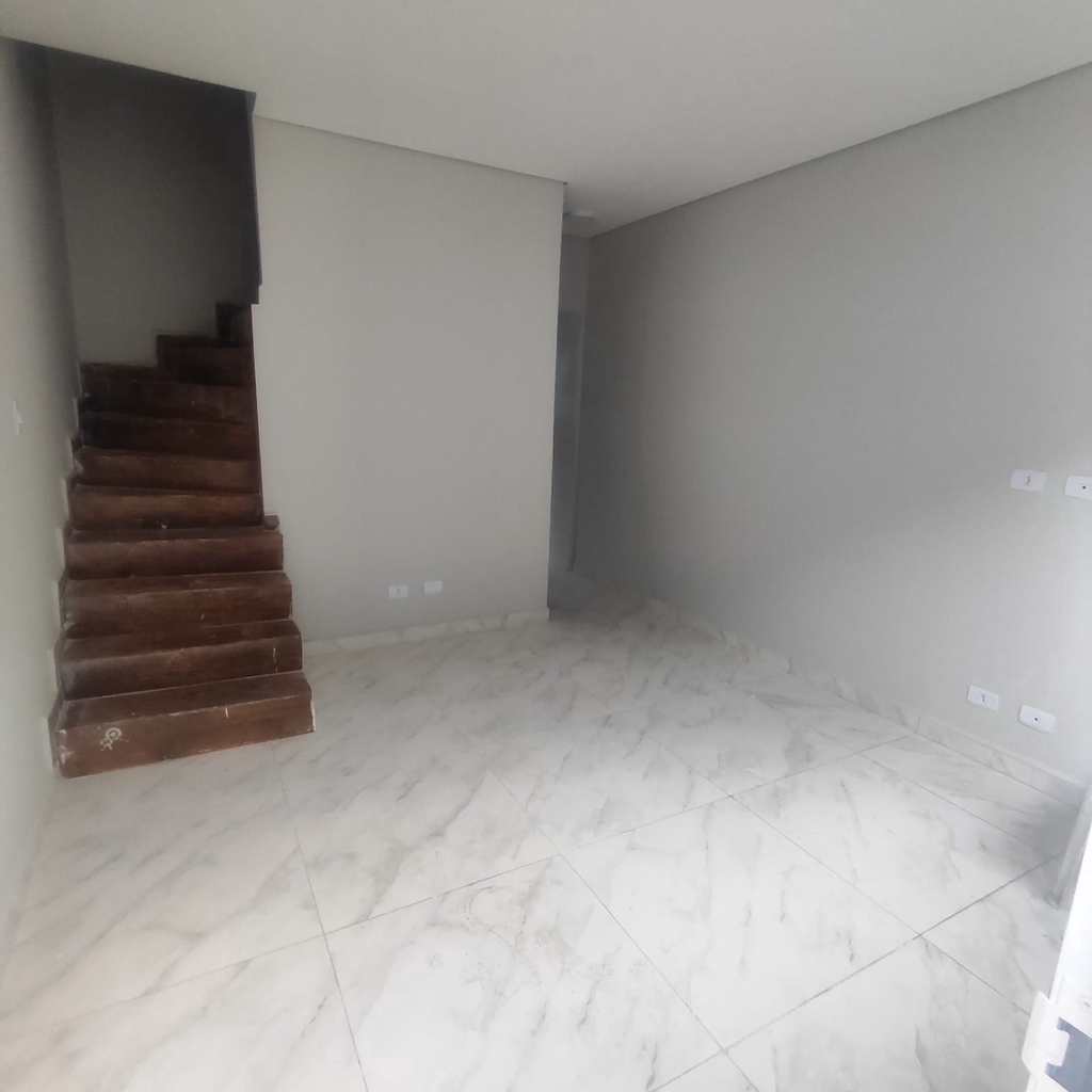Casa de Condomínio em Praia Grande, no bairro Aviação