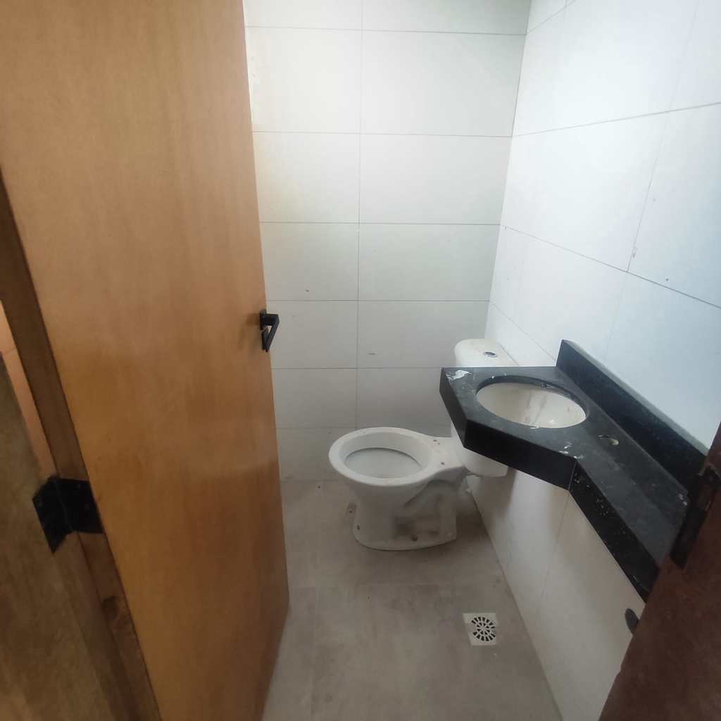 Casa de Condomínio em Praia Grande, no bairro Aviação