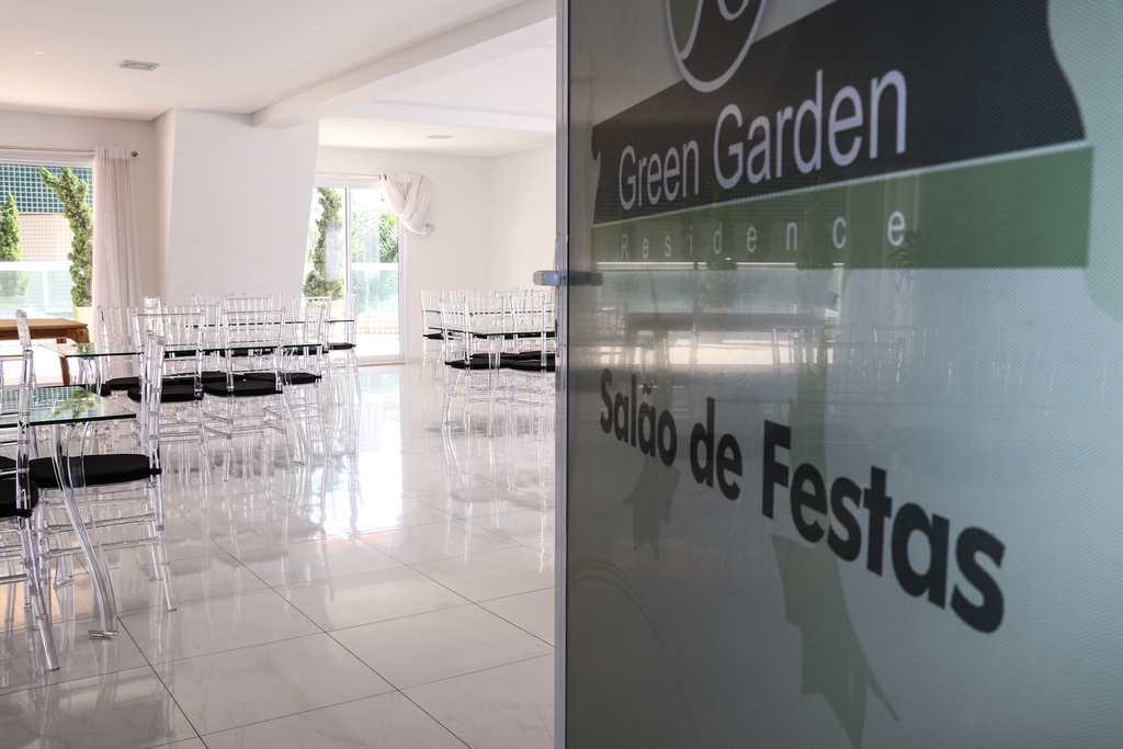 Apartamento em Praia Grande, no bairro Canto do Forte