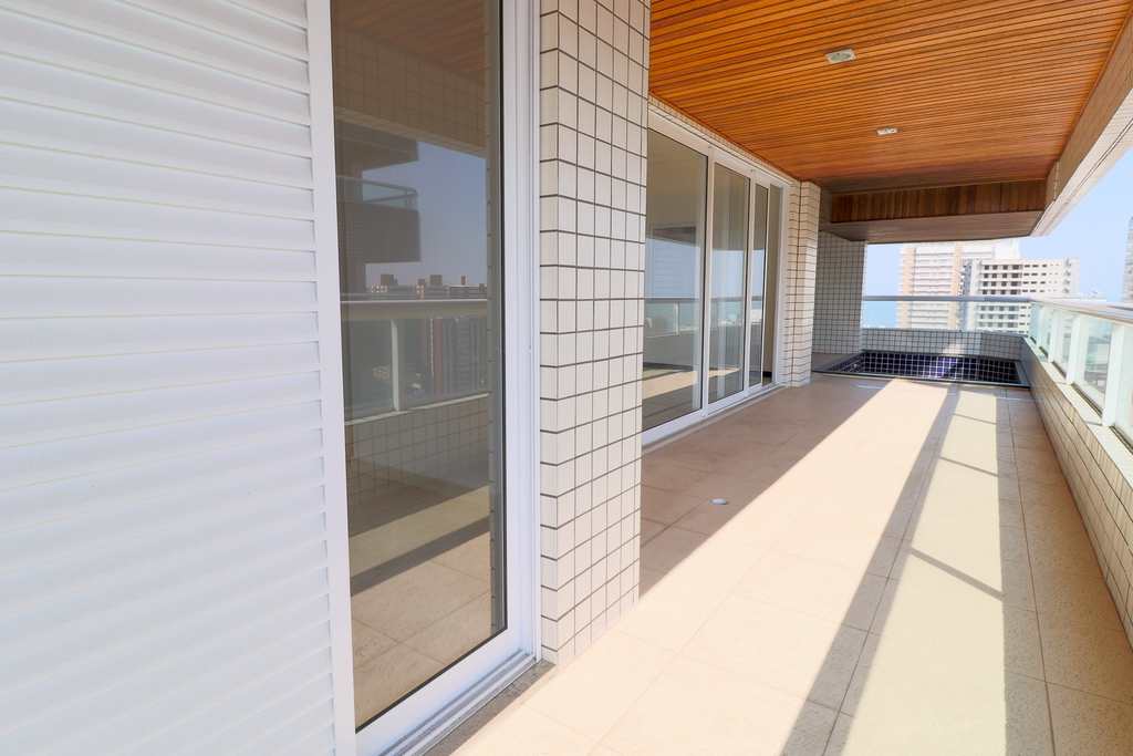 Apartamento em Praia Grande, no bairro Canto do Forte