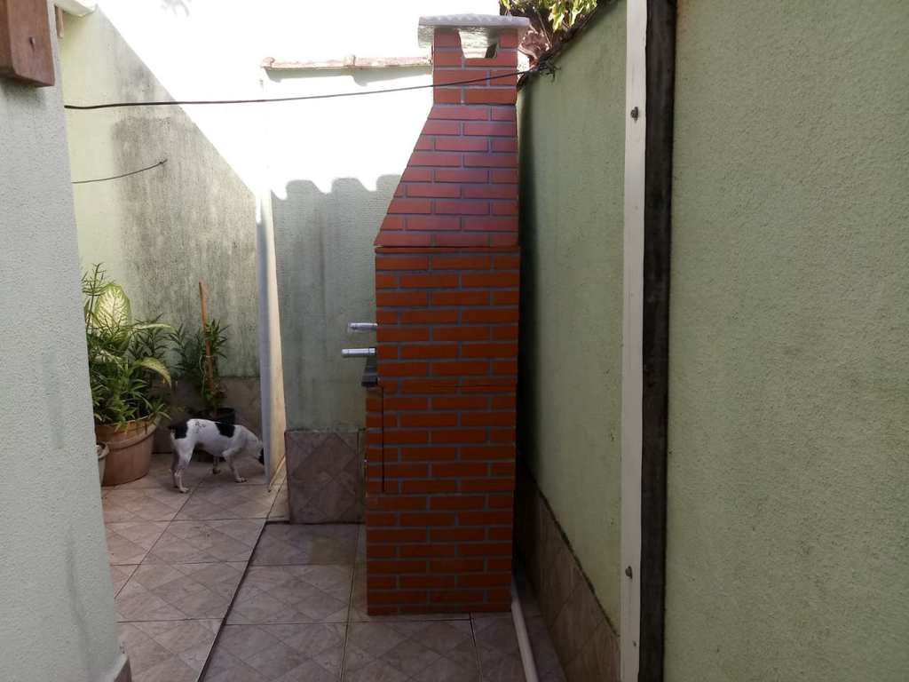 Casa em Praia Grande, no bairro Ocian