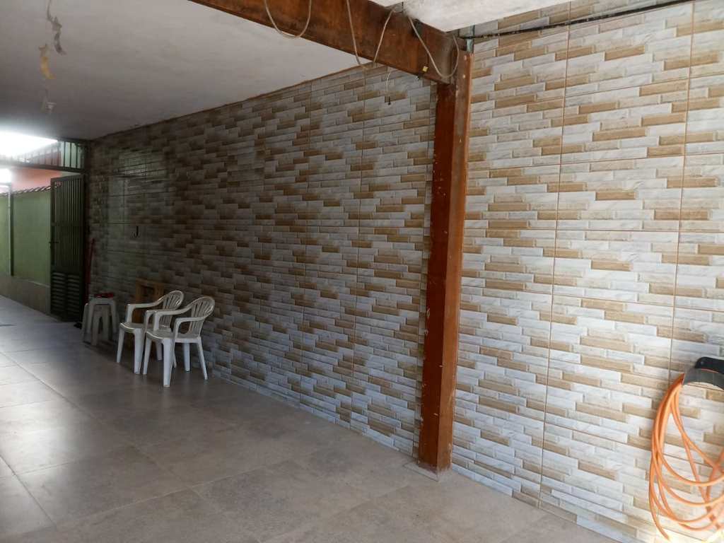 Casa em Praia Grande, no bairro Ocian