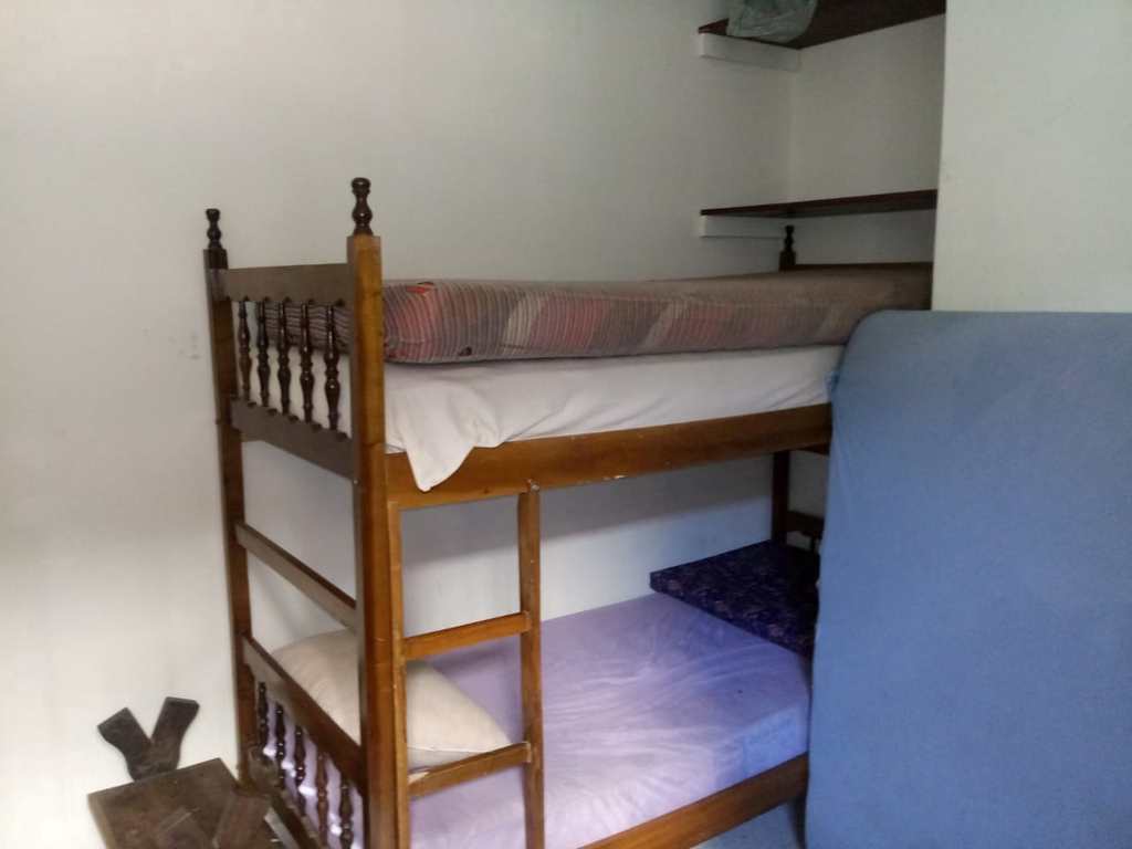 Casa em Praia Grande, no bairro Ocian