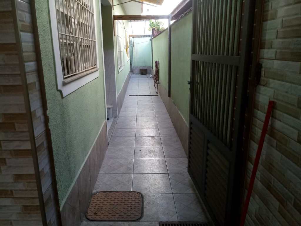 Casa em Praia Grande, no bairro Ocian