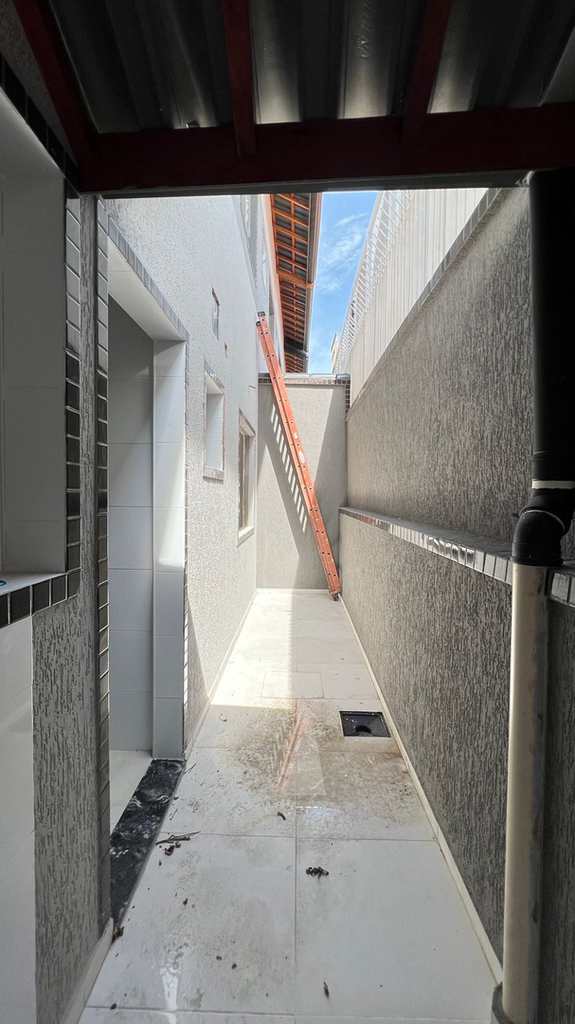 Casa de Condomínio em Praia Grande, no bairro Maracanã