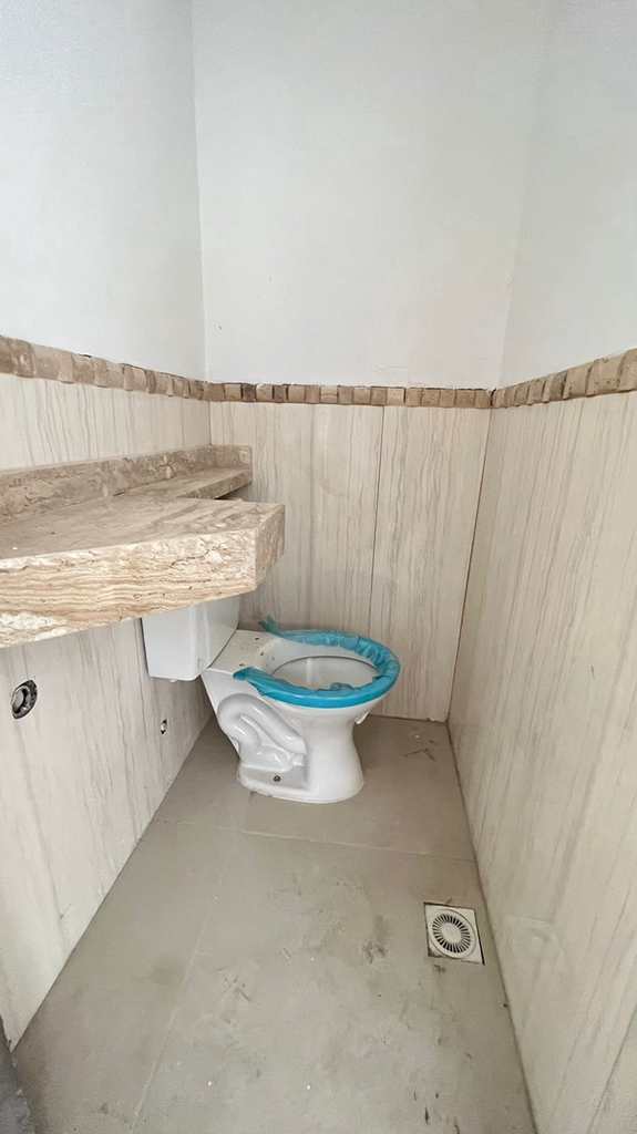 Casa de Condomínio em Praia Grande, no bairro Maracanã