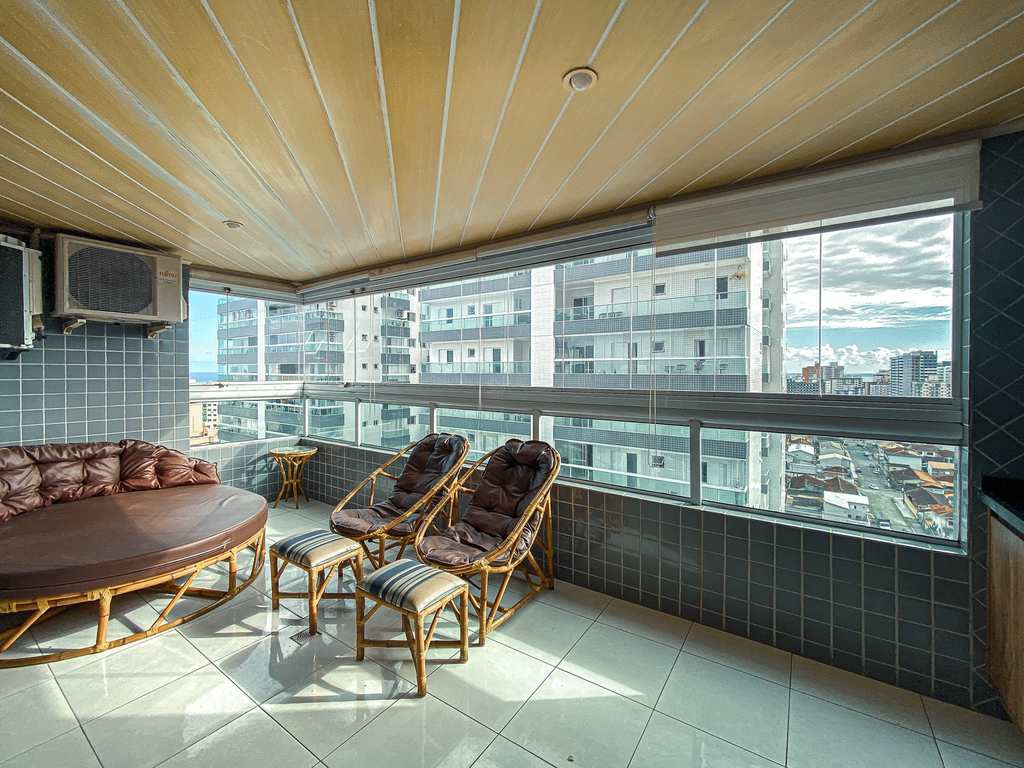 Apartamento em Praia Grande, no bairro Ocian