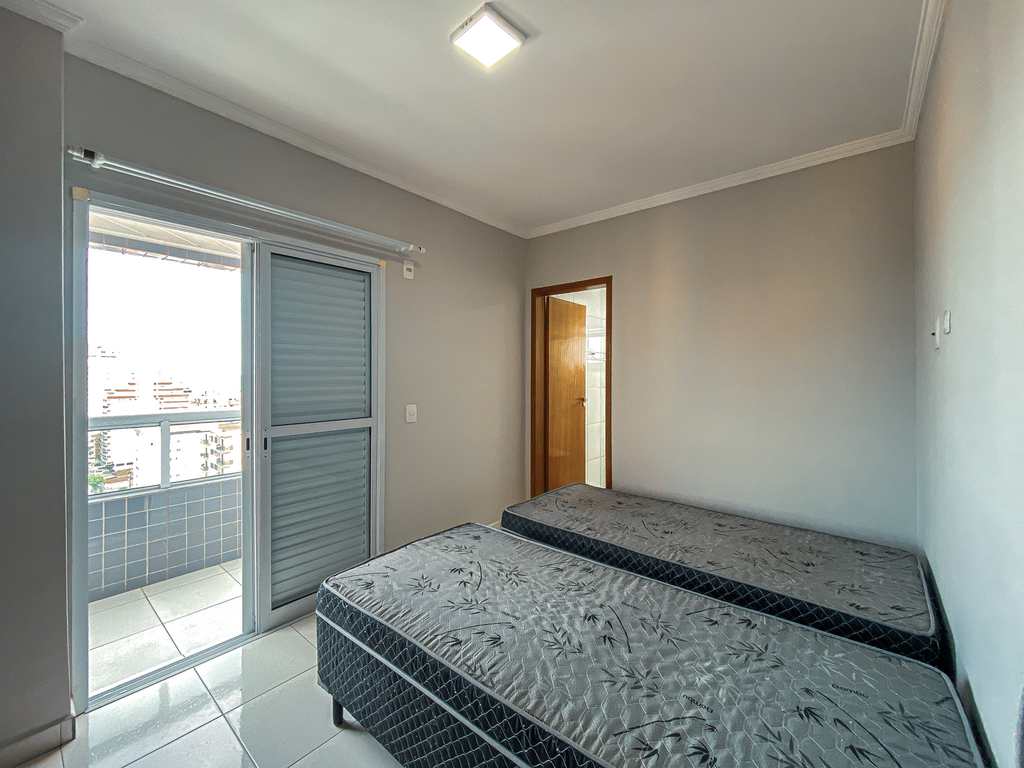 Apartamento em Praia Grande, no bairro Ocian