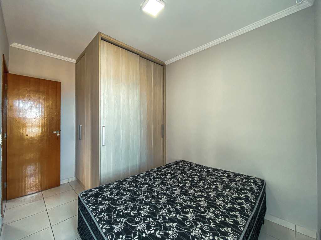 Apartamento em Praia Grande, no bairro Ocian