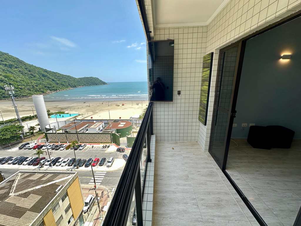 Apartamento em Praia Grande, no bairro Canto do Forte