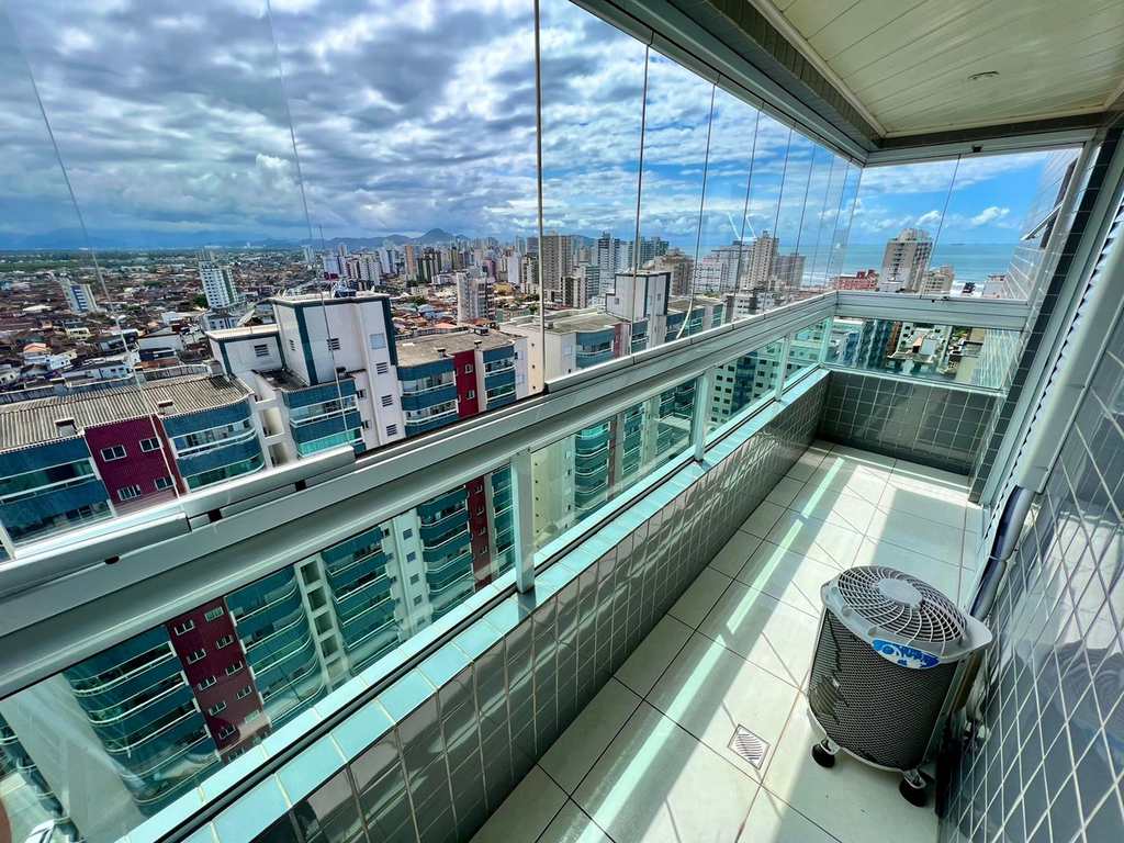 Apartamento em Praia Grande, no bairro Ocian
