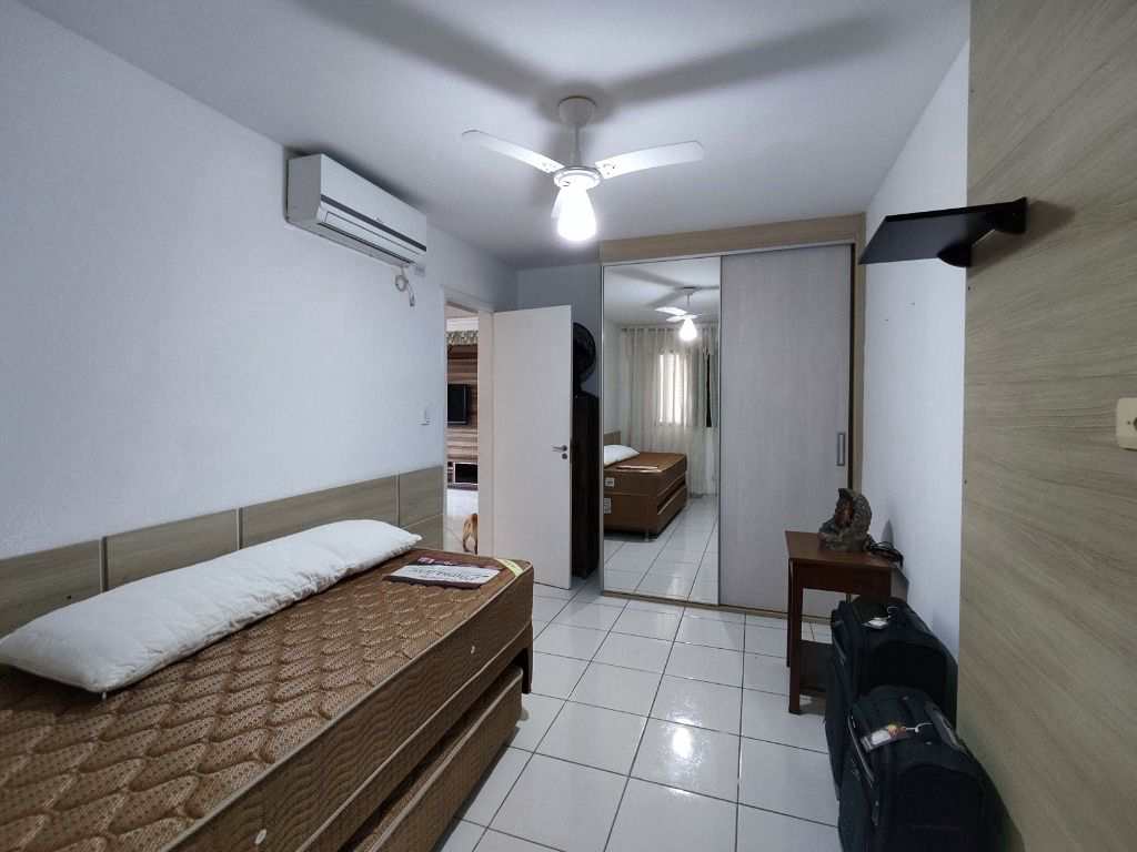 Apartamento em Praia Grande, no bairro Ocian