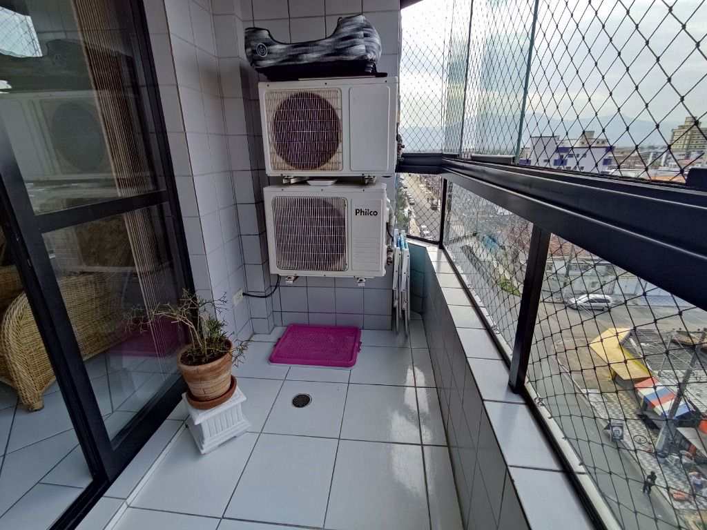 Apartamento em Praia Grande, no bairro Ocian