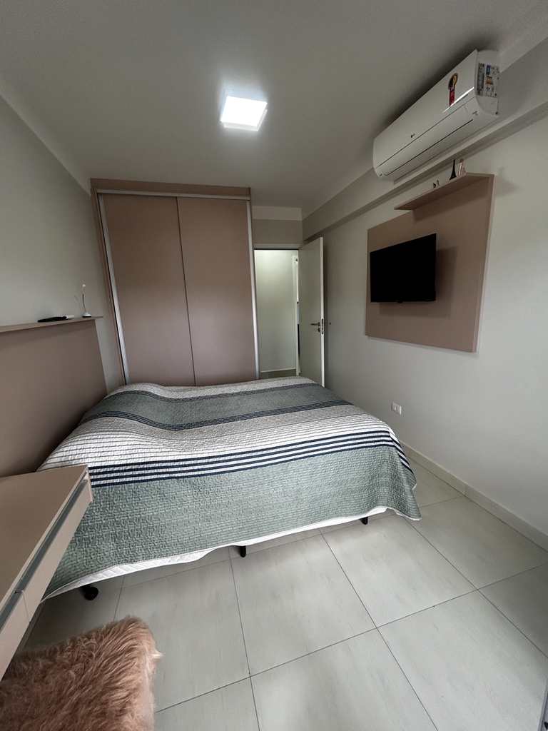 Apartamento em Praia Grande, no bairro Canto do Forte