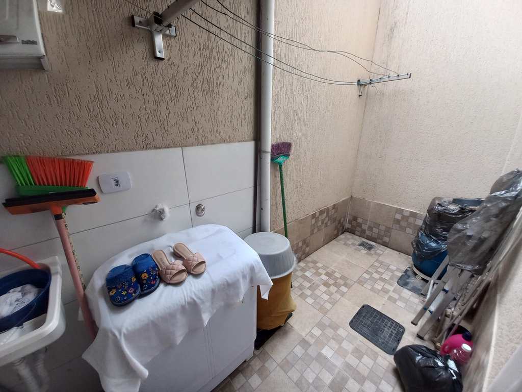 Sobrado de Condomínio em Praia Grande, no bairro Caiçara