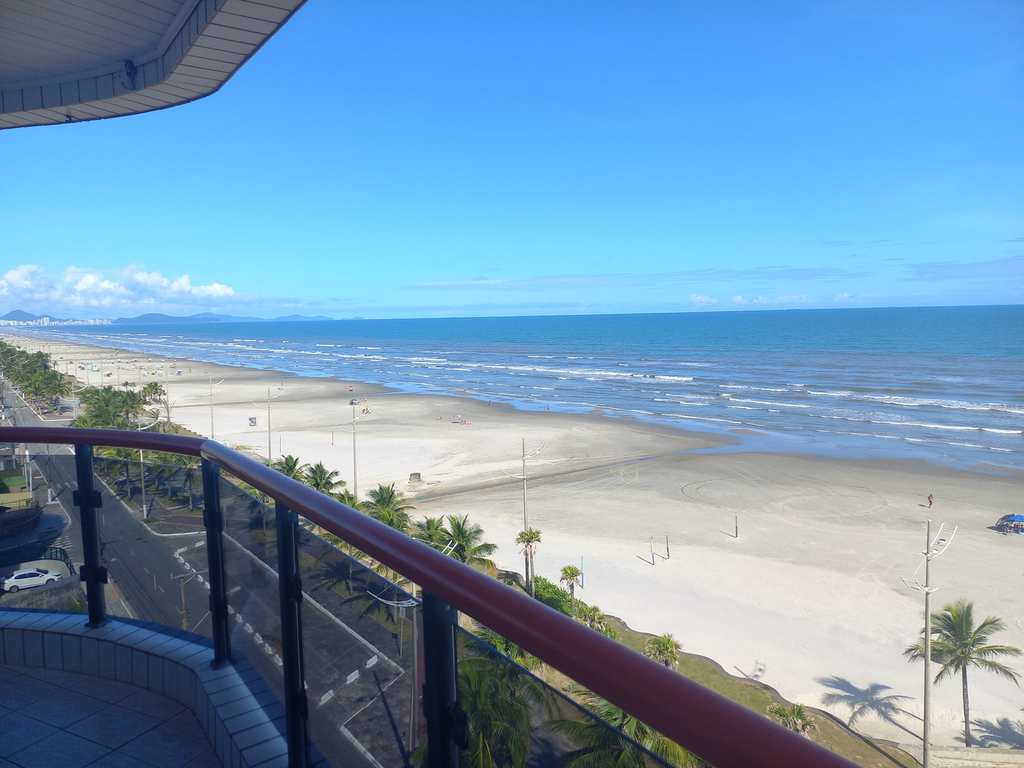 Apartamento em Praia Grande, no bairro Real