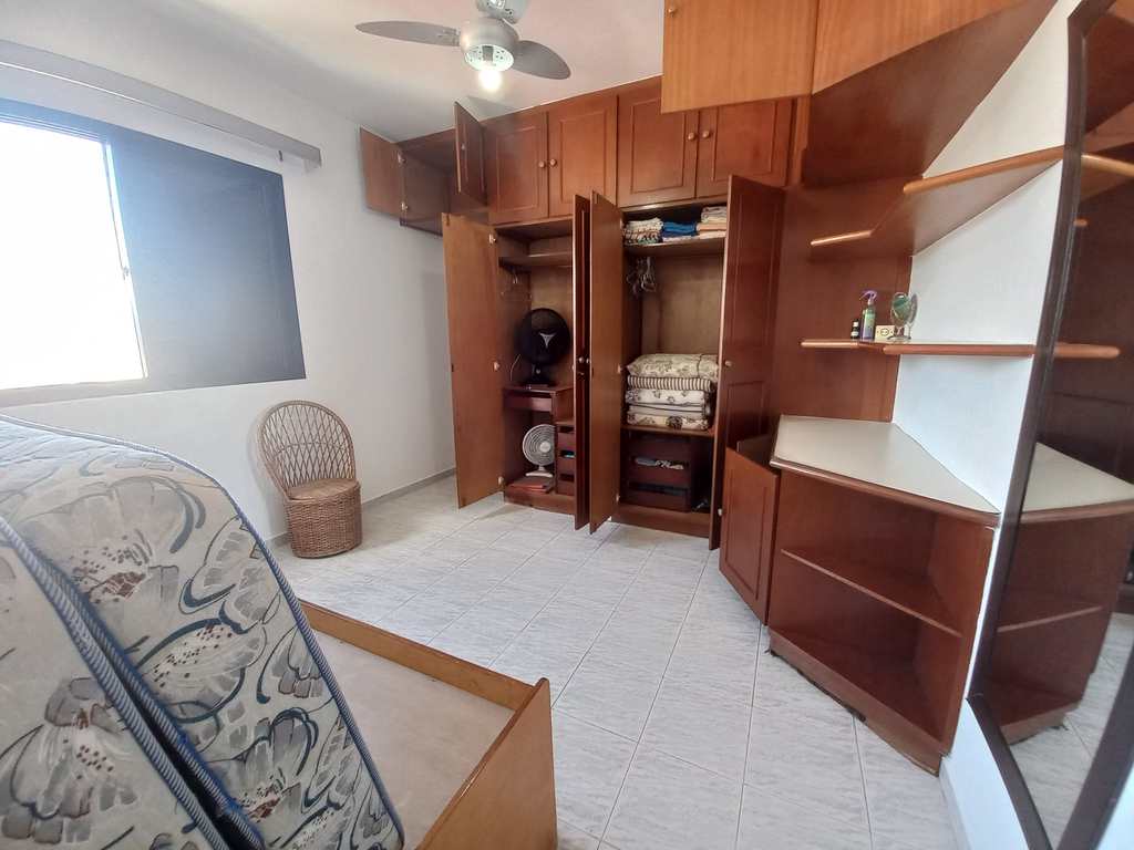 Apartamento em Praia Grande, no bairro Real