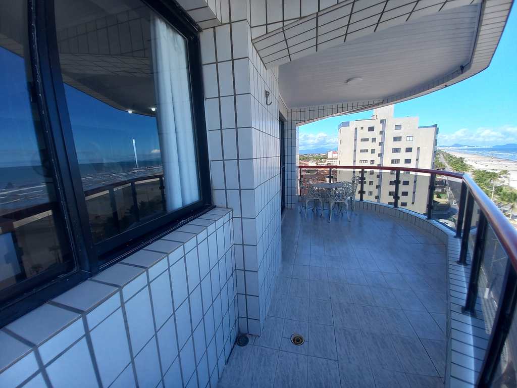 Apartamento em Praia Grande, no bairro Real