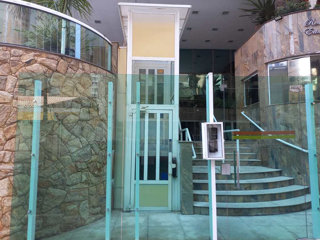 Apartamento em Praia Grande, no bairro Canto do Forte