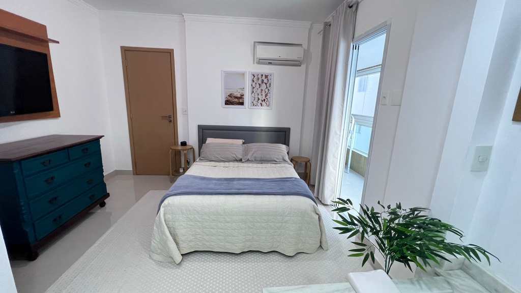 Apartamento em Praia Grande, no bairro Canto do Forte