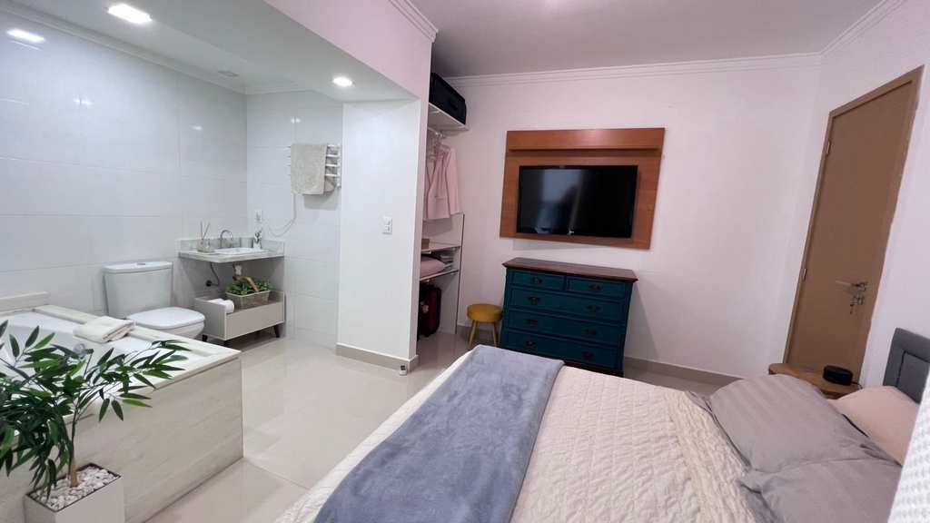 Apartamento em Praia Grande, no bairro Canto do Forte