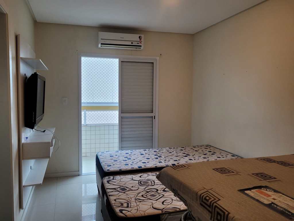 Apartamento em Praia Grande, no bairro Tupi