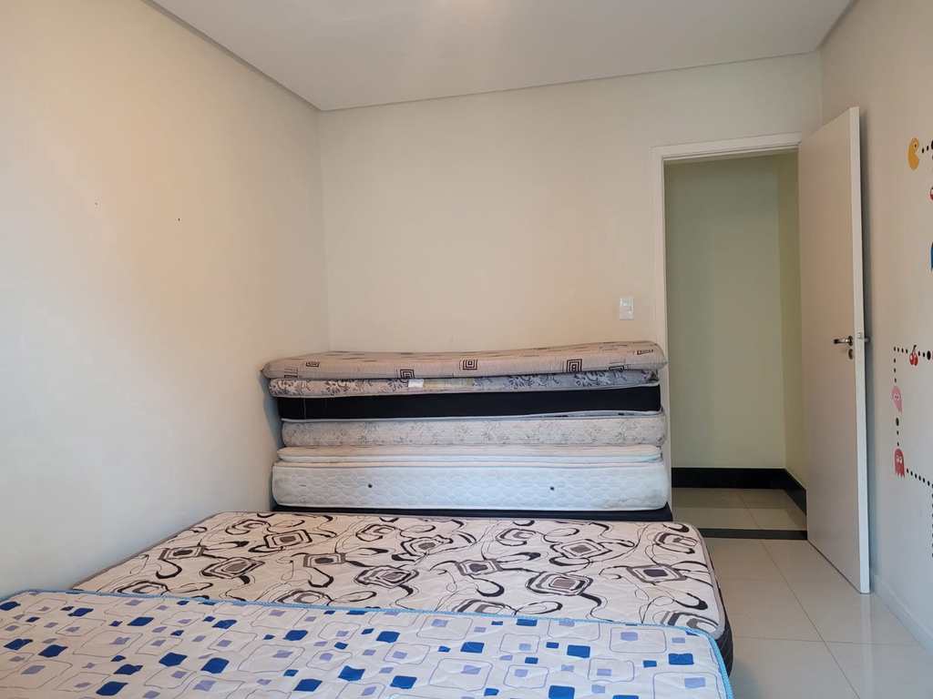 Apartamento em Praia Grande, no bairro Tupi