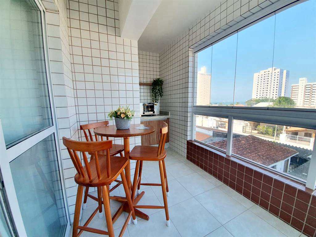 Apartamento em Praia Grande, no bairro Maracanã