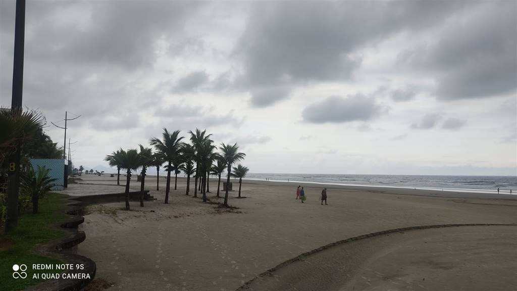 Apartamento em Praia Grande, no bairro Real