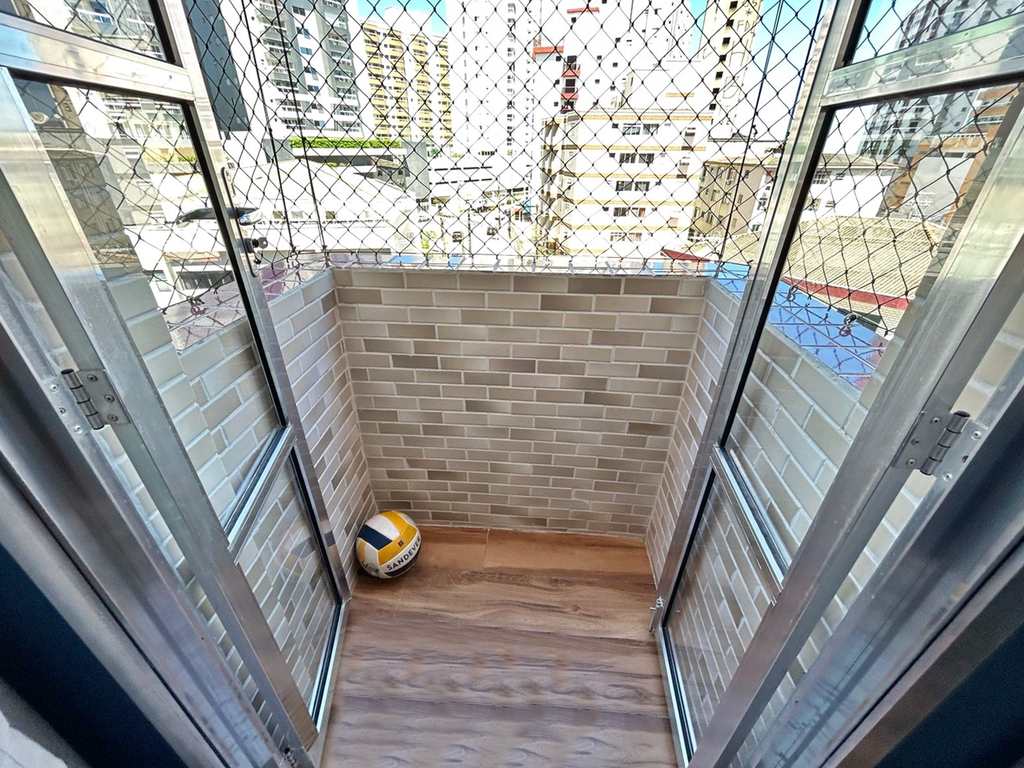 Apartamento em Praia Grande, no bairro Esmeralda