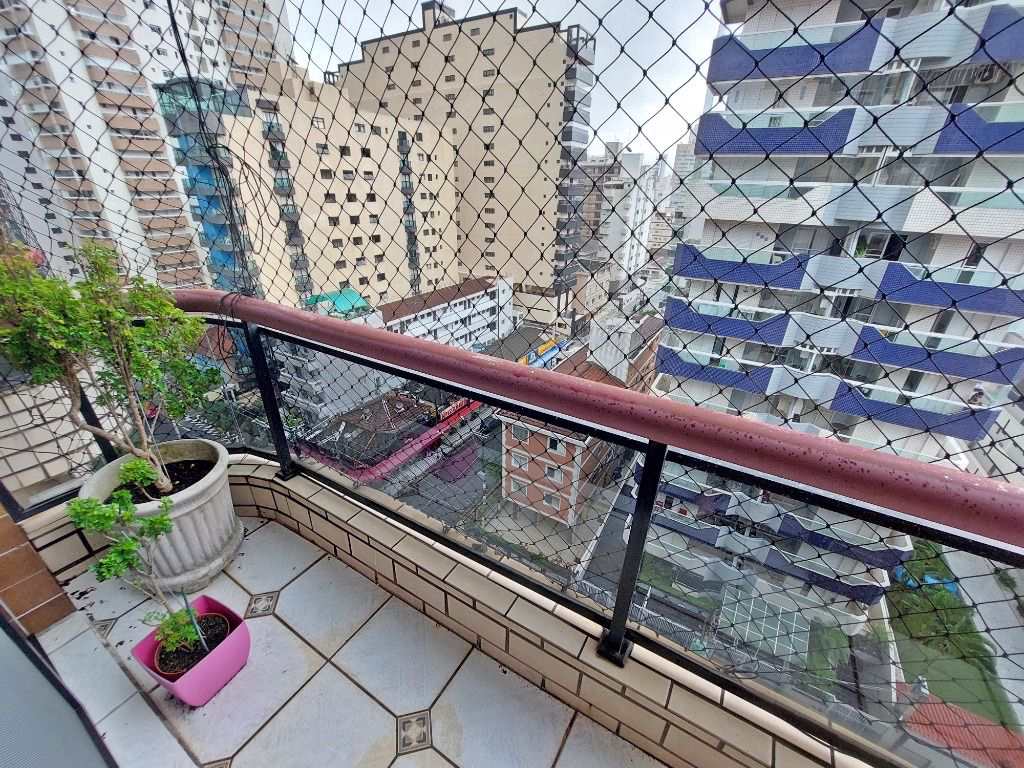 Apartamento em Praia Grande, no bairro Canto do Forte